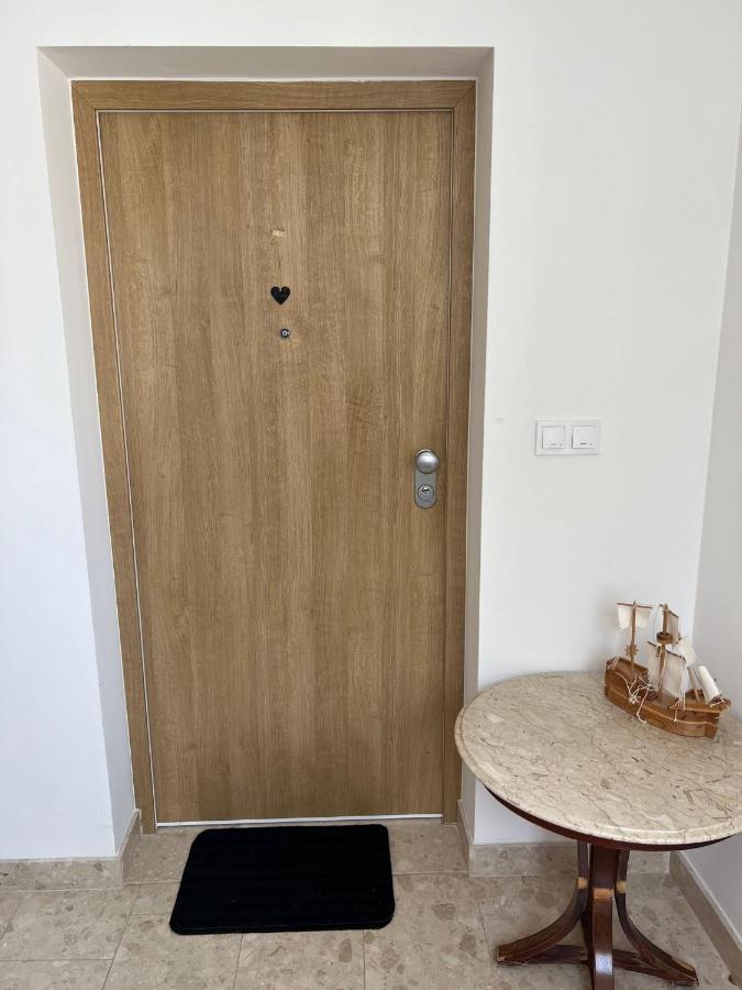 Apartman Sven Malinska Eksteriør billede
